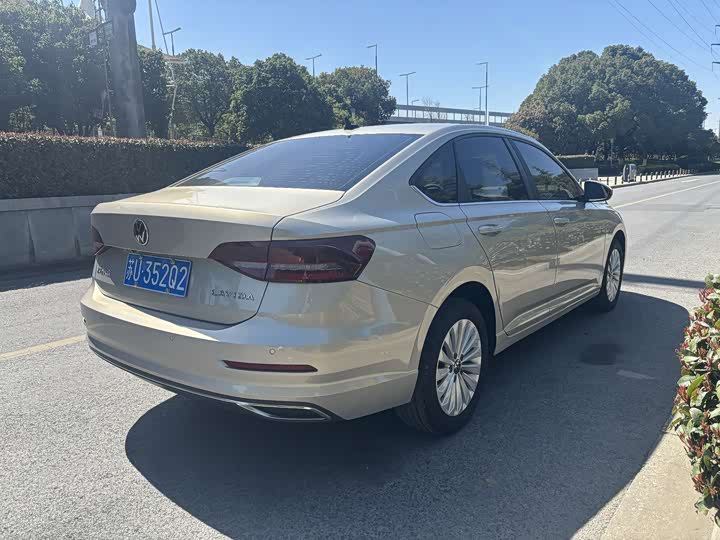 Photo 4 - Volkswagen Lavida