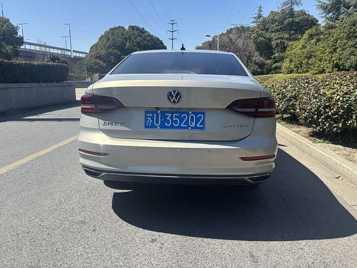 Photo 5 - Volkswagen Lavida