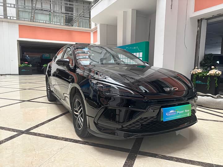 Фото 3 - BYD Seal 05 DM-i Hybrid