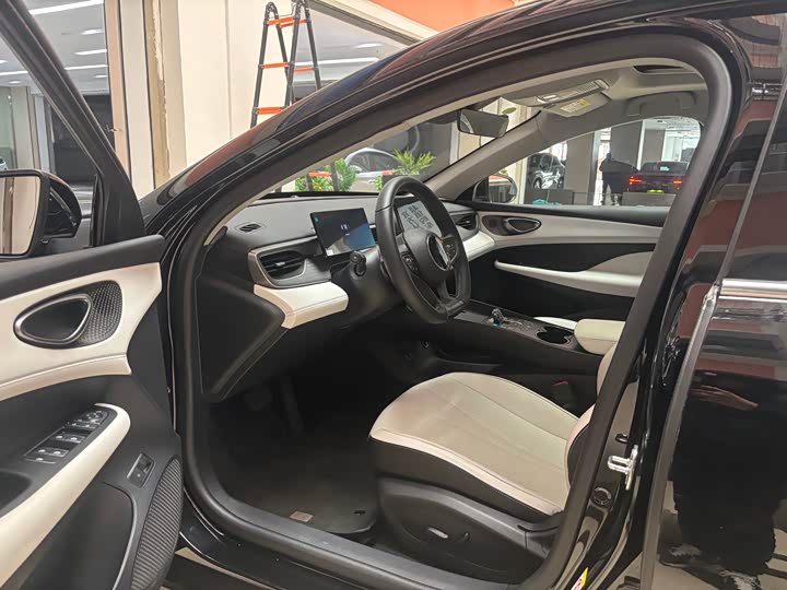 Фото 9 - BYD Seal 05 DM-i Hybrid