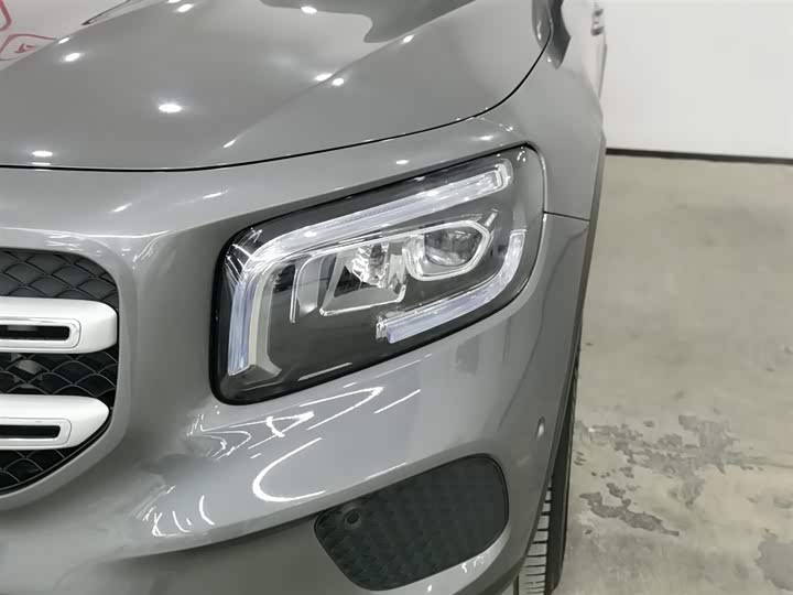 Фото 7 - Mercedes-Benz GLB-Class