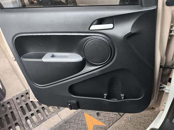 Photo 7 - Ora Black Cat