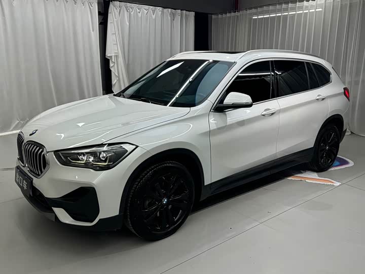 Фото 1 - BMW X1