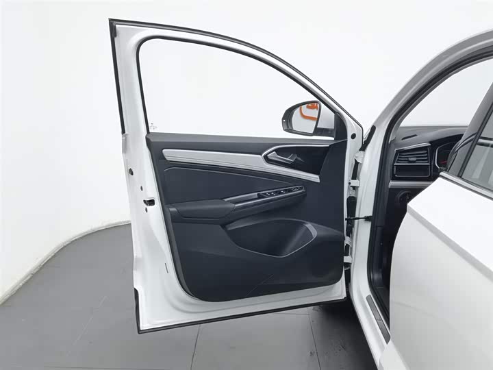 Фото 8 - Jetta VS7