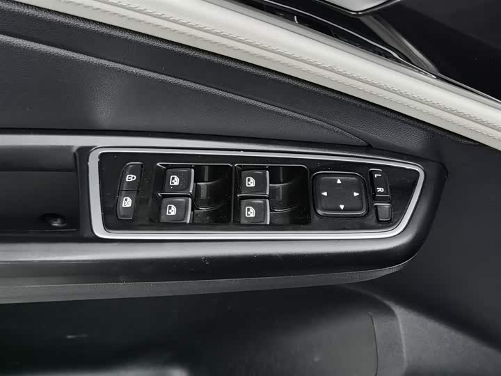 Фото 9 - Jetta VS7