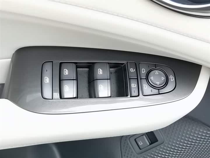 Фото 9 - BYD Seal 06 GT