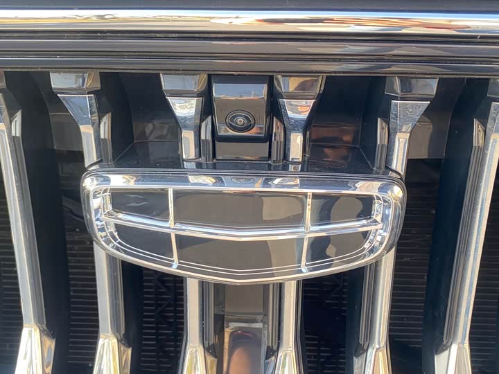 Фото 4 - Geely Monjaro