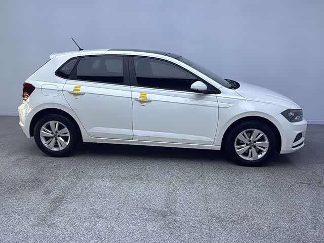 Фото 7 - Volkswagen Polo