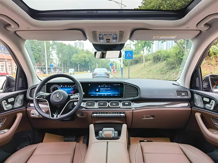 Photo 8 - Mercedes-Benz GLE-Class