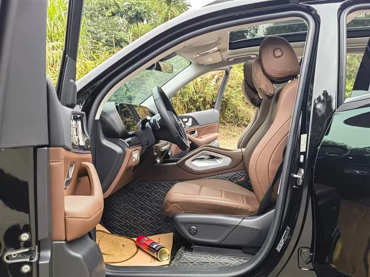 Photo 9 - Mercedes-Benz GLE-Class