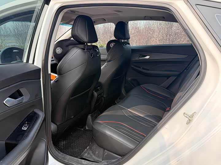 Фото 5 - Geely Binrui