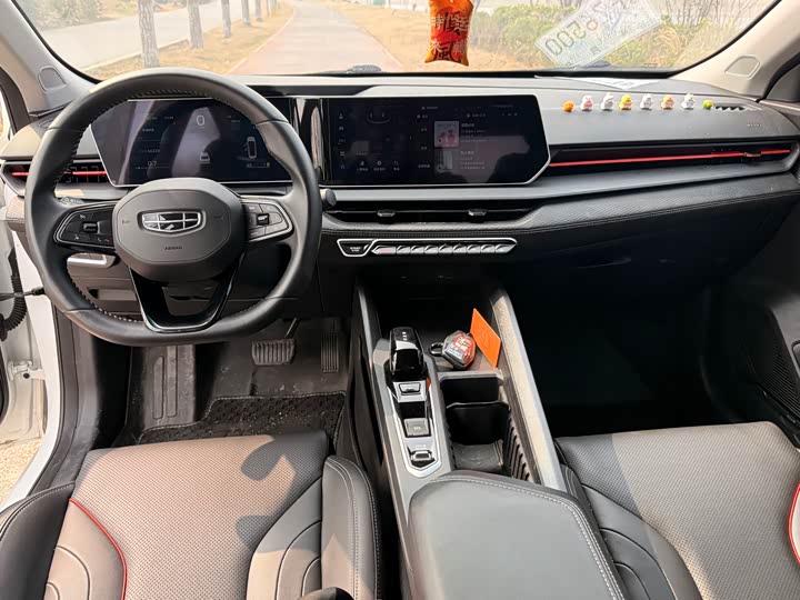 Фото 6 - Geely Binrui