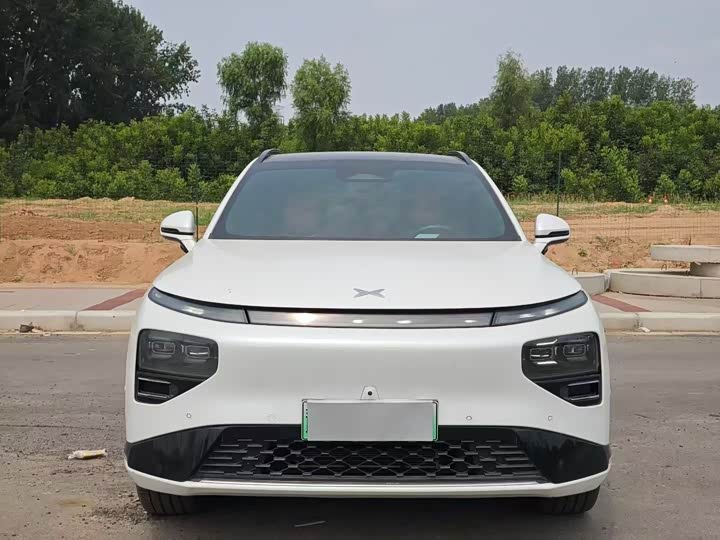 Фото 2 - XPeng G9