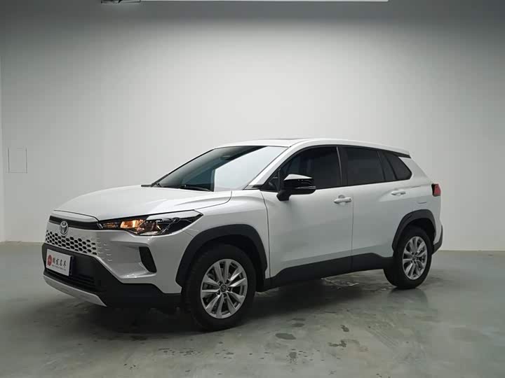 Фото 1 - Toyota Corolla Cross