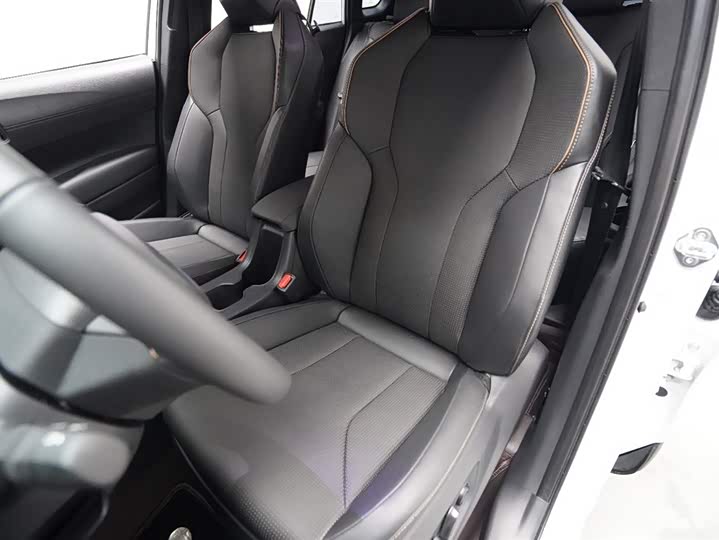 Фото 4 - Toyota Corolla Cross