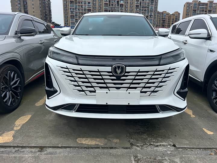 Фото 2 - Changan CS75 Plus