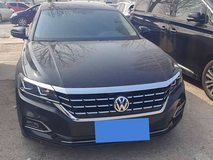 Фото 2 - Volkswagen Passat