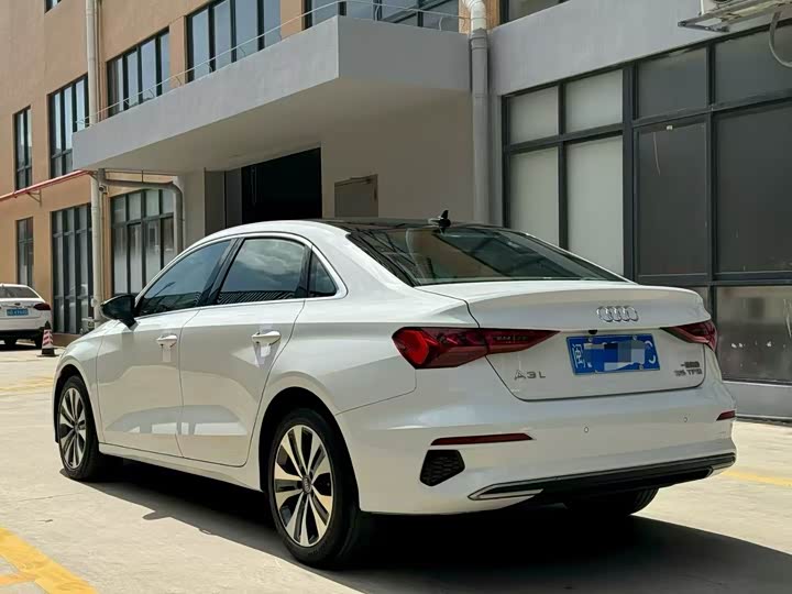 Фото 4 - Audi A3