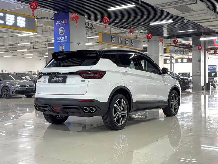 Фото 4 - Geely Coolray