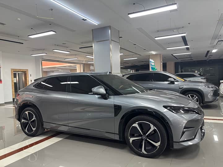 Фото 4 - BYD Song L