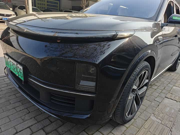 Фото 2 - LiXiang L9