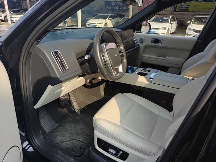 Фото 4 - LiXiang L9