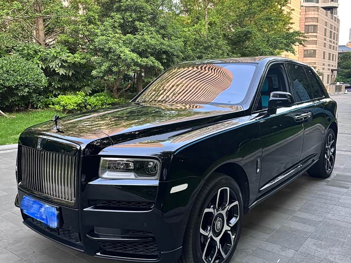 Фото 1 - Rolls-Royce Cullinan