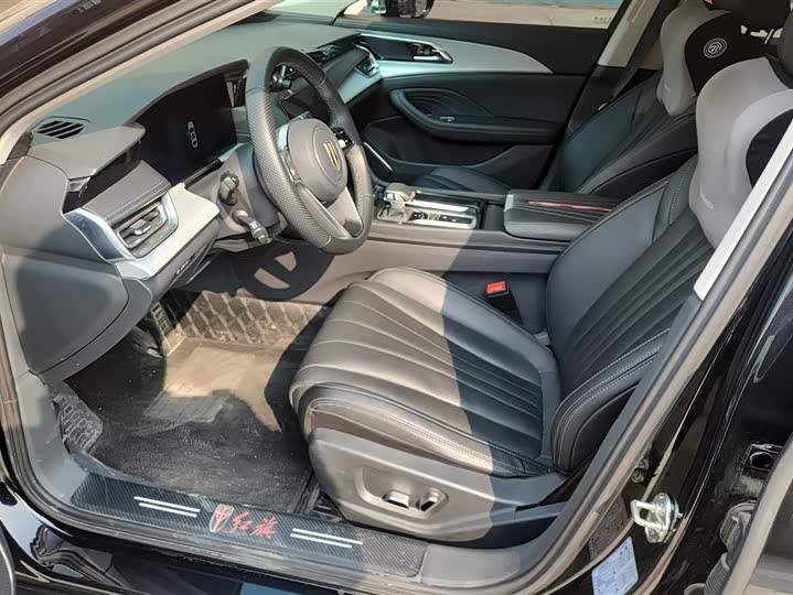 Фото 9 - Hongqi H5