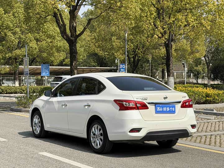 Фото 6 - Nissan Sylphy