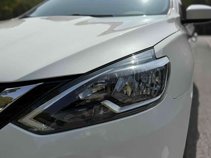 Фото 9 - Nissan Sylphy