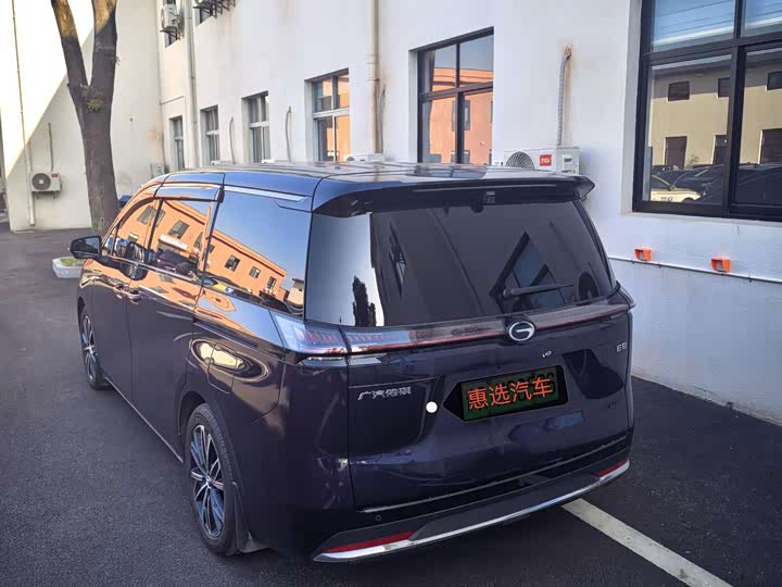 Фото 8 - GAC Trumpchi E8