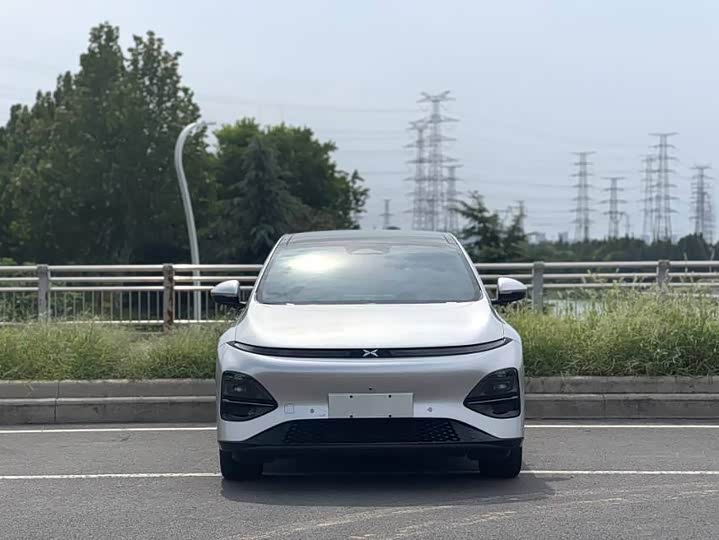 Фото 2 - XPeng G6