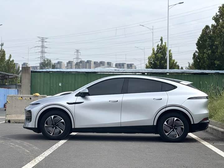 Фото 3 - XPeng G6