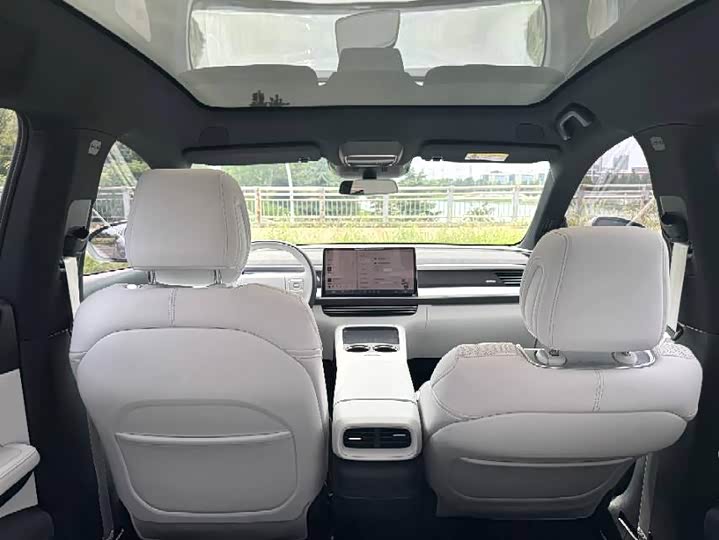 Фото 7 - XPeng G6