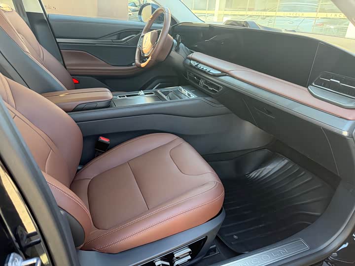 Фото 7 - Lincoln Z (Zephyr)