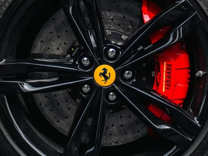 Photo 4 - Ferrari 296