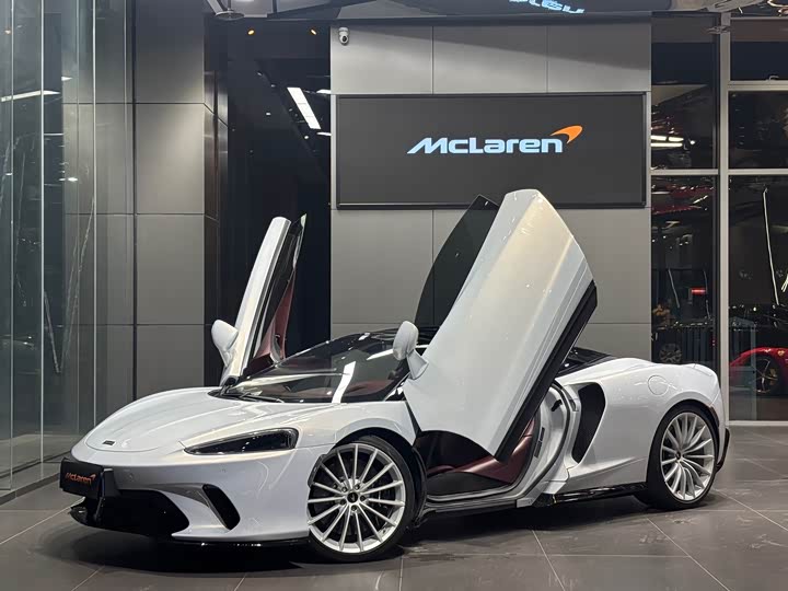 Фото 1 - McLaren GT