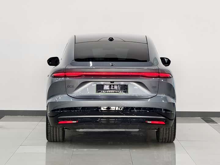 Фото 6 - Nio EC6