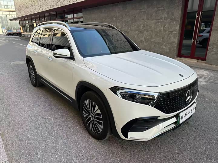 Фото 2 - Mercedes-Benz EQB