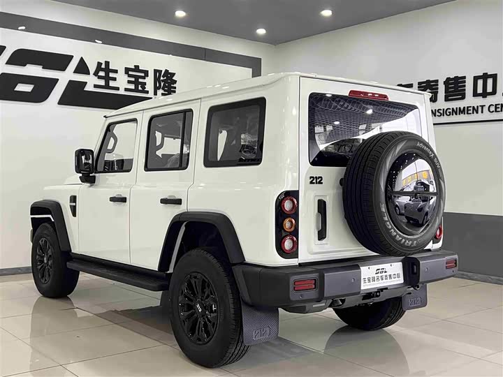 Фото 6 - BAW 212 T01