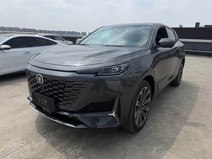 Фото 1 - Changan UNI-K