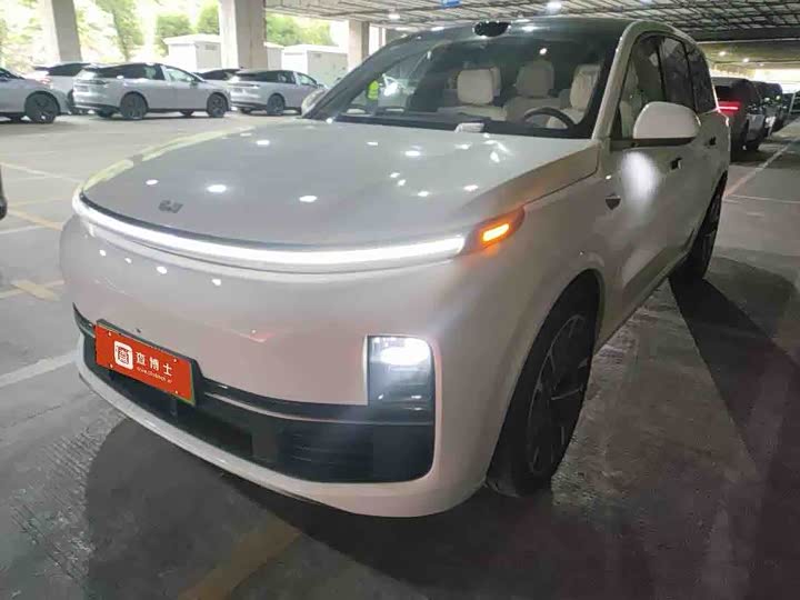 Фото 1 - LiXiang L9