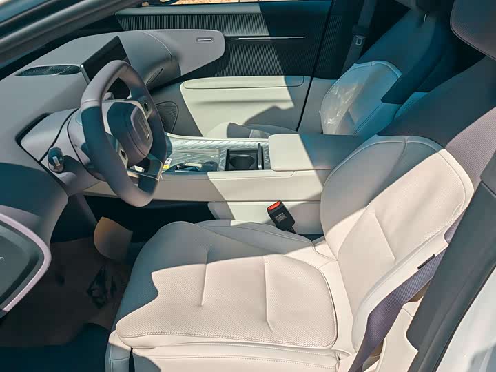 Фото 6 - Avatr 12