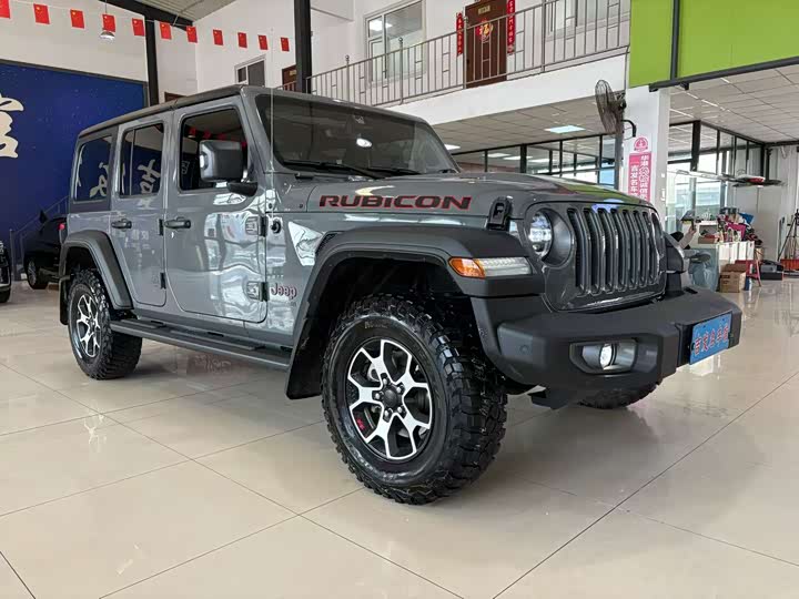 Фото 3 - Jeep Wrangler