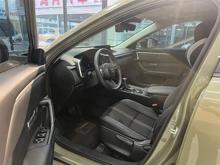 Фото 9 - Mazda CX-50