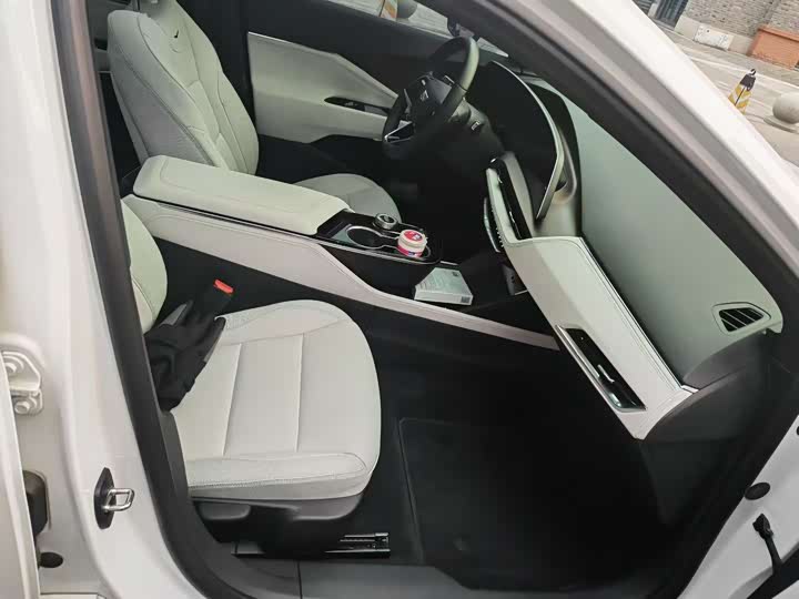 Фото 3 - Cadillac GT4