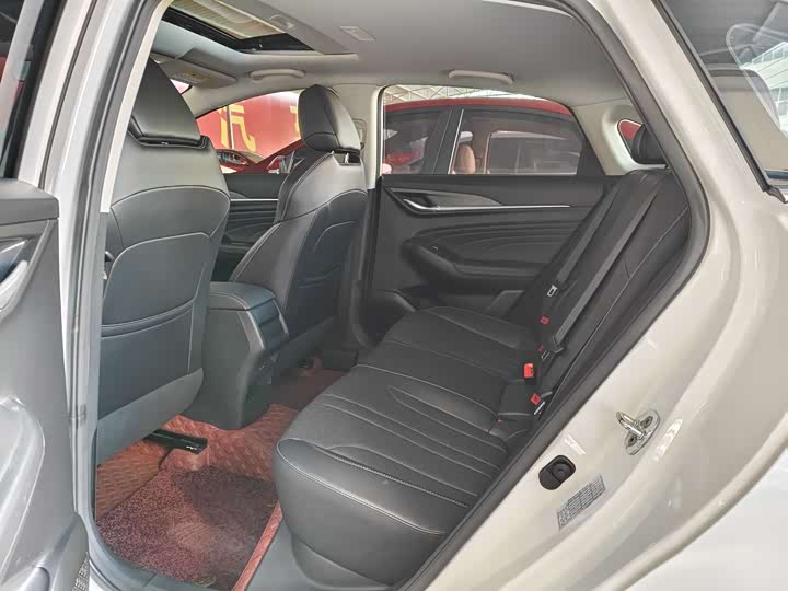 Фото 6 - Changan Eado Plus