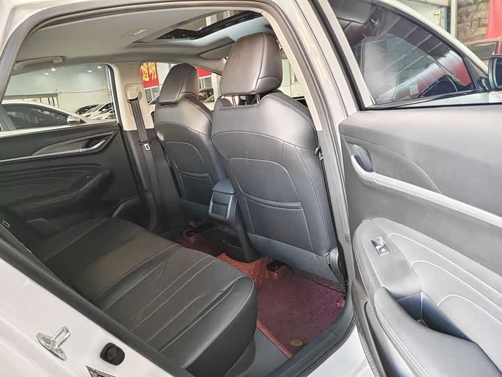 Фото 8 - Changan Eado Plus