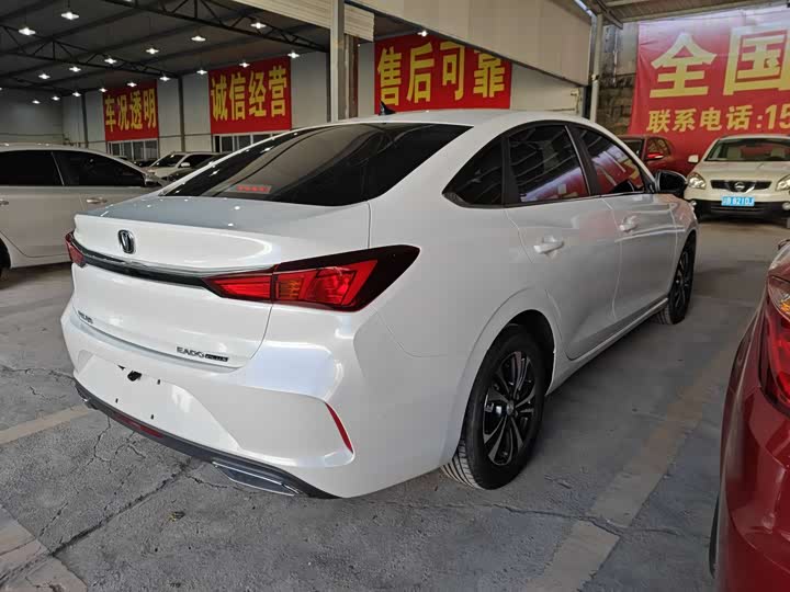 Фото 9 - Changan Eado Plus