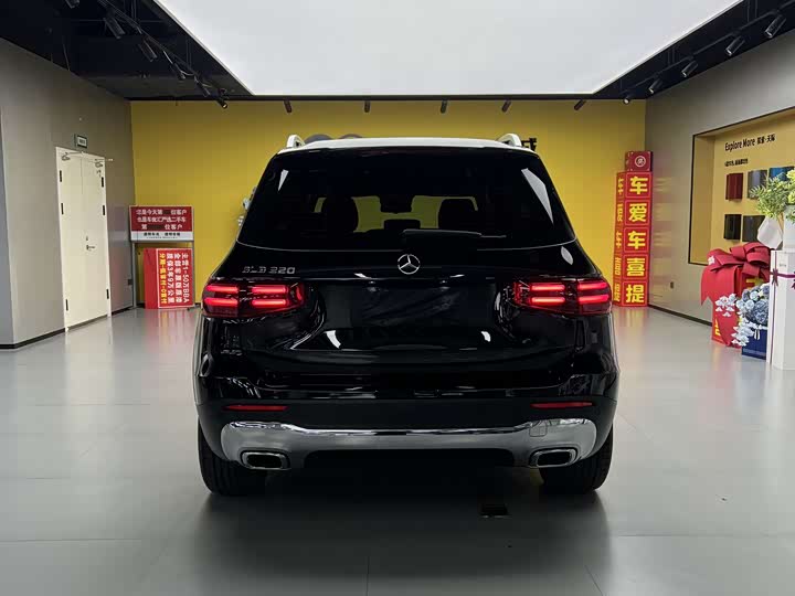 Фото 8 - Mercedes-Benz GLB-Class